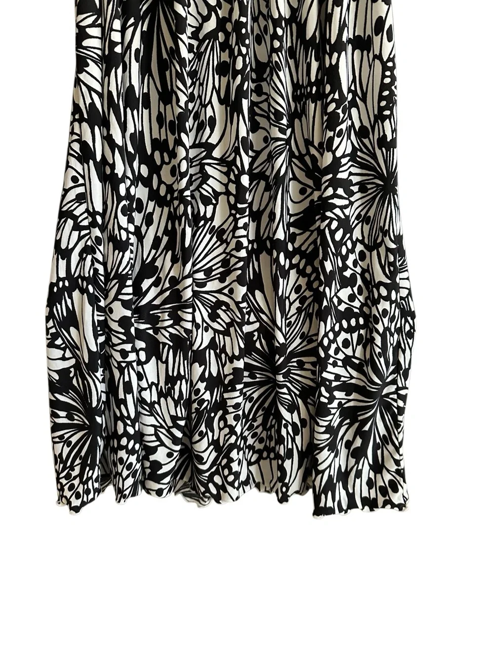 Morgan Taylor Intimates Black& White Floral Print Sleeveless Nightgown. Large
